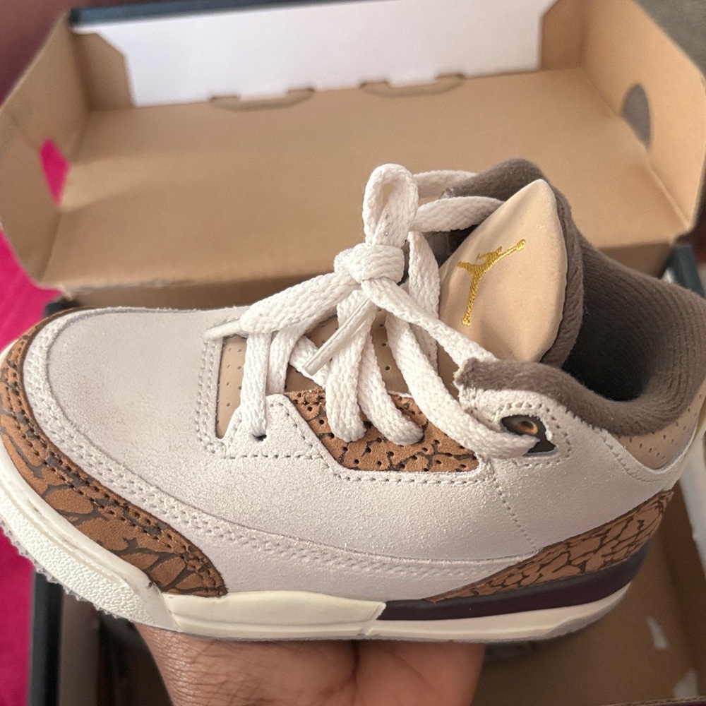 Jordan Kids Cream and Brown Sneakers
